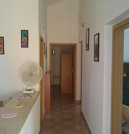 Ombretta شقة